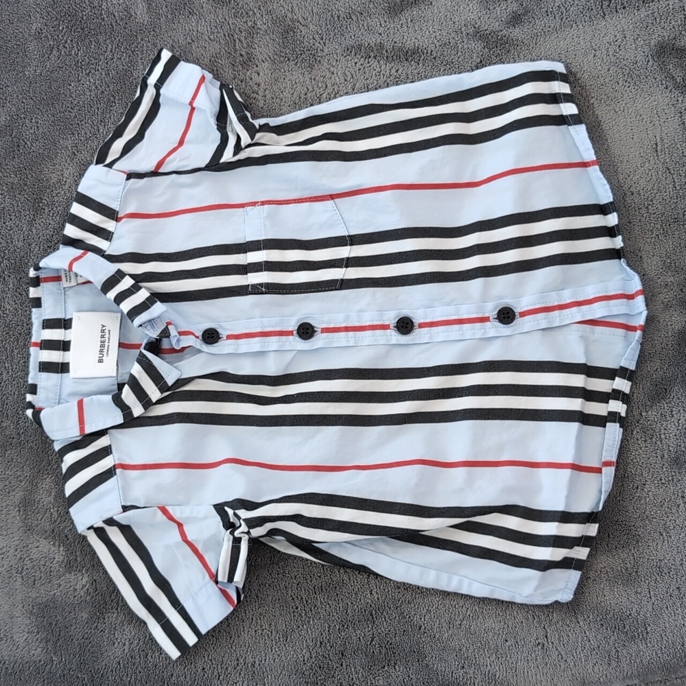 Burberry short sleeve collared button down shirt, sz 12M, light blue